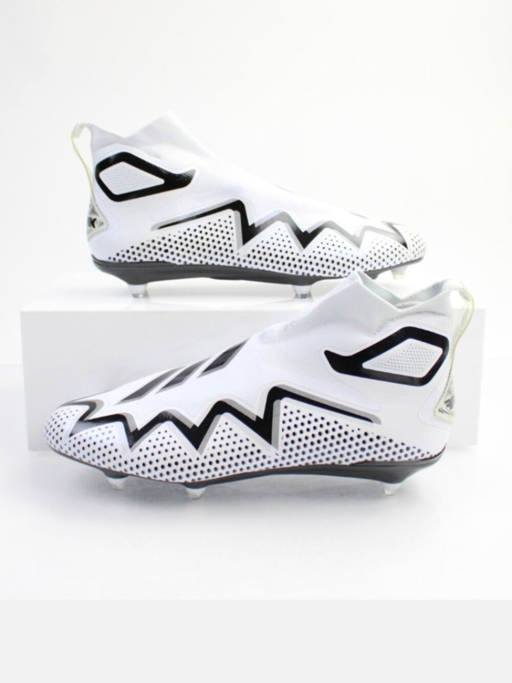 Mens NWT Adidas Freak football cleats